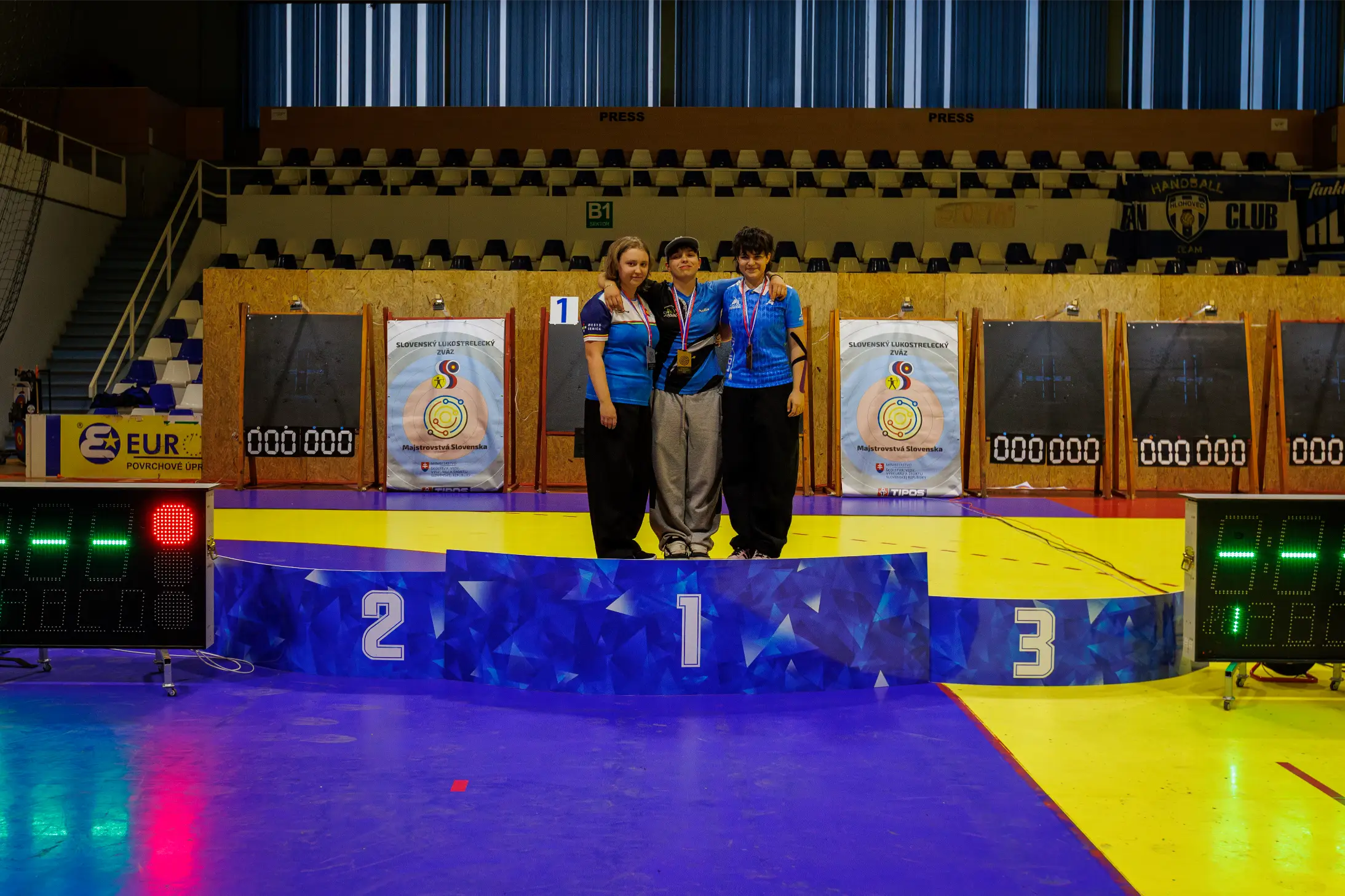 20250309 1756 3x1a9128