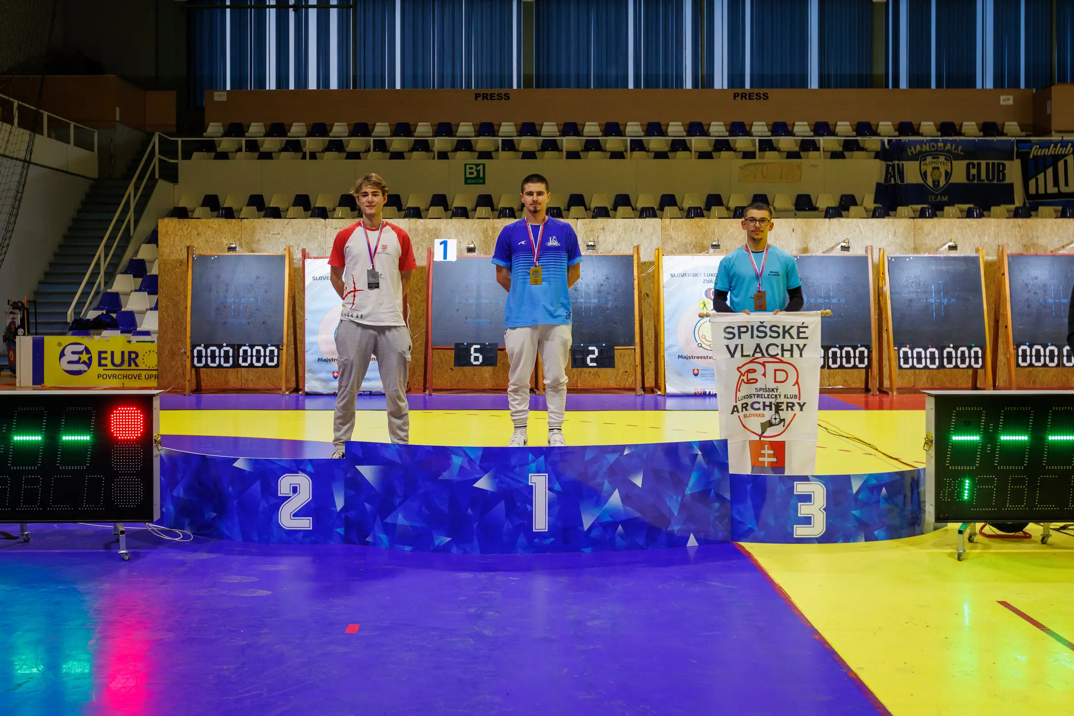 20250309 1759 3x1a9138